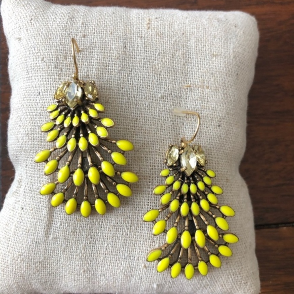 Stella & Dot yellow chandelier earrings